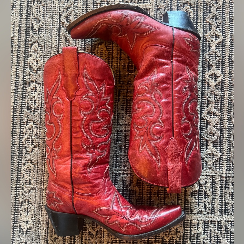 Corral boots Red vintage 8